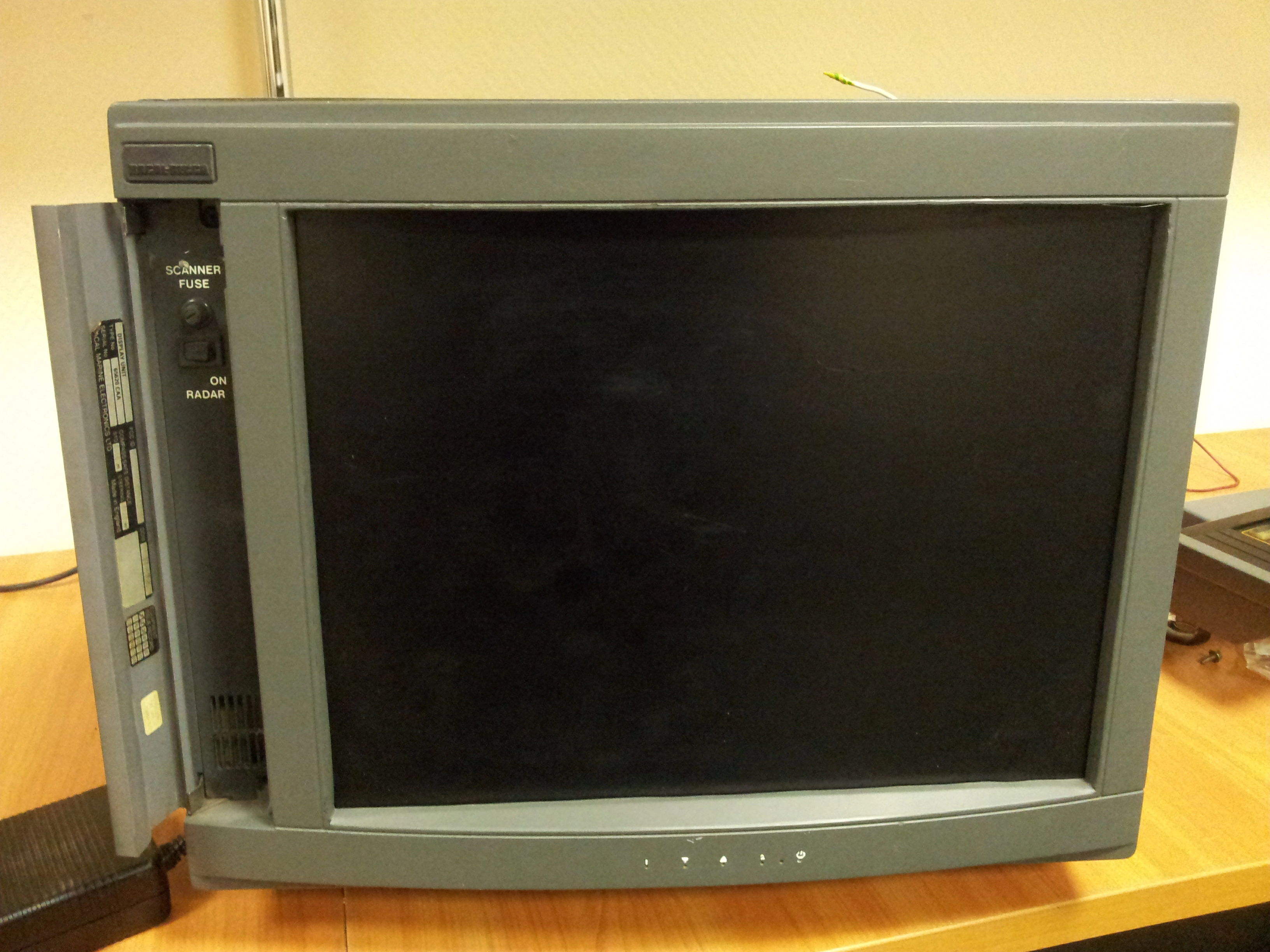 Замена ЭЛТ кинескопов у старых РЛС на ЖК дисплеи