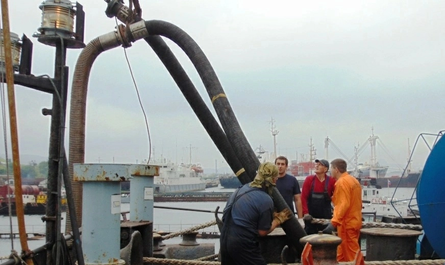 Система контроля перелива на судне