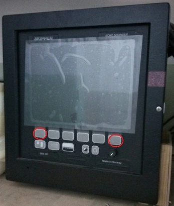 Зависает эхолот Skipper GDS 101