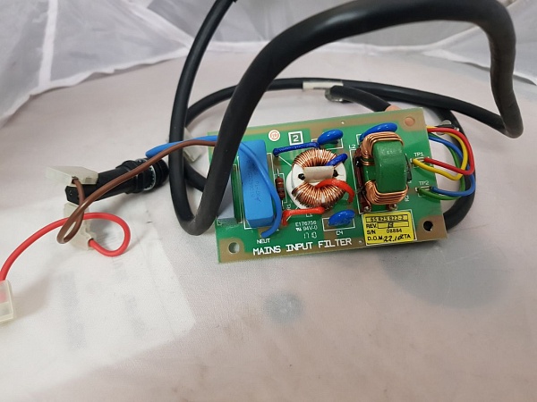 Mains Unit Filter 65825822-2 rev. C б.у s.n 08884 на проверку