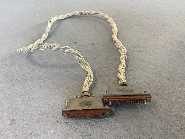 Разъем для микрофона б.у. б/s/n раб.