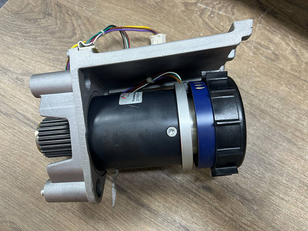 Двигатель Gysin CH-4452 s.n 20140222-01-088 б.у рабочее